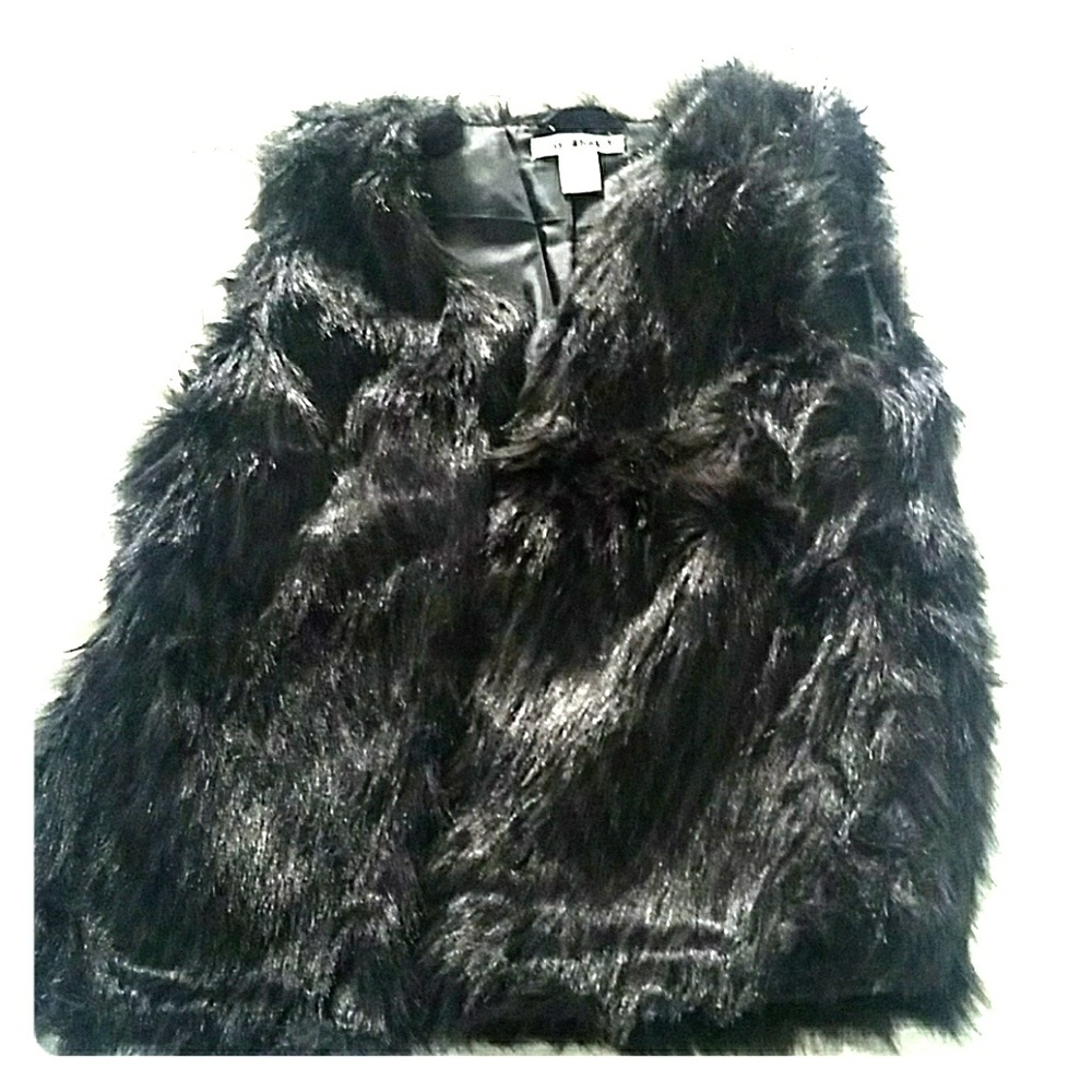 Faux fur vest